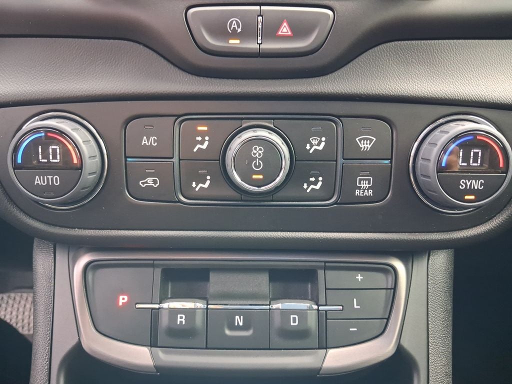 2023 GMC Terrain AT4