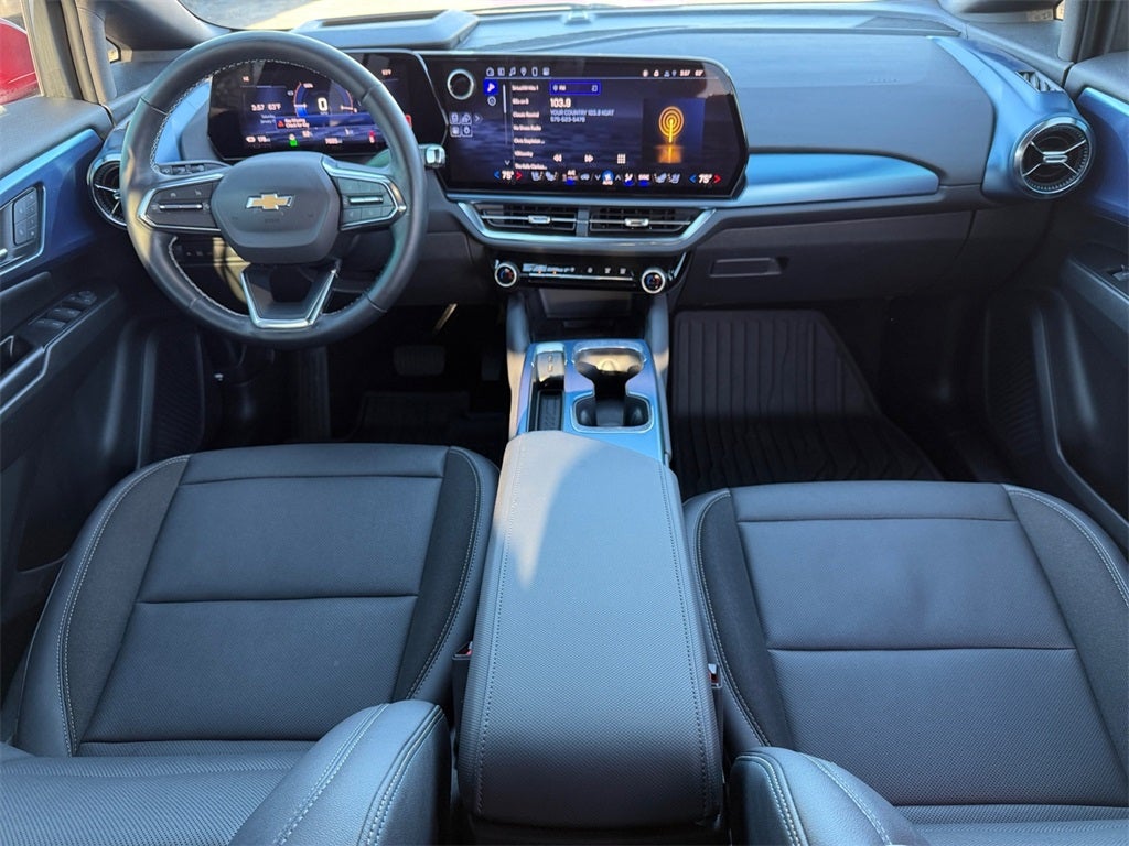 2025 Chevrolet Equinox EV LT
