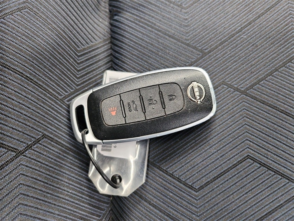 2023 Nissan Versa 1.6 SV