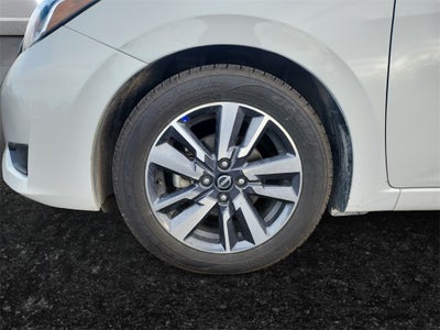 2023 Nissan Versa 1.6 SV