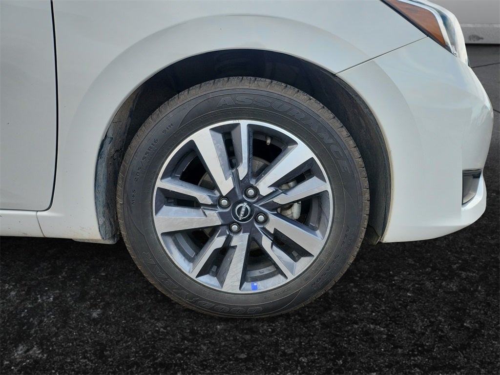 2023 Nissan Versa 1.6 SV