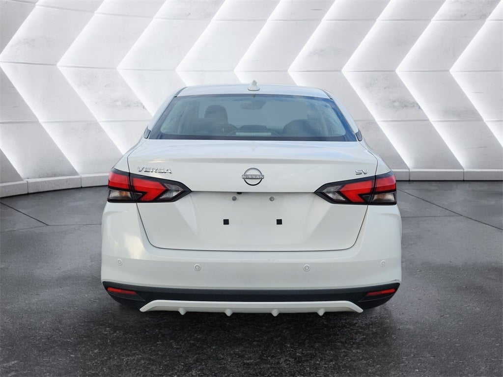 2023 Nissan Versa 1.6 SV