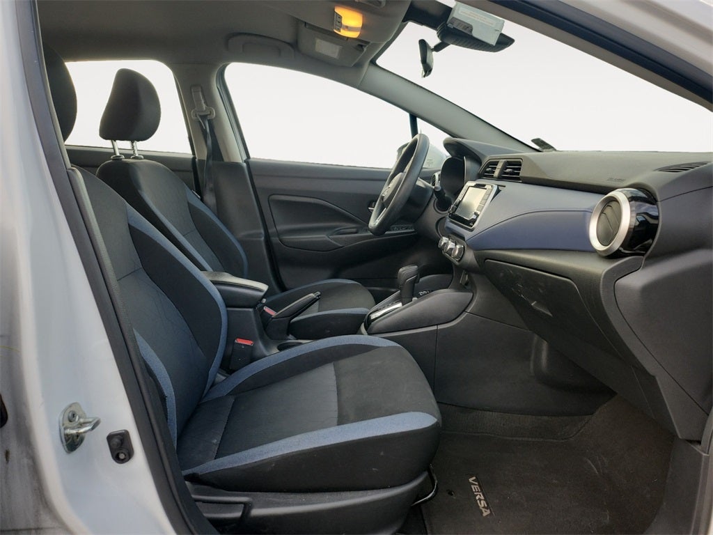 2023 Nissan Versa 1.6 SV