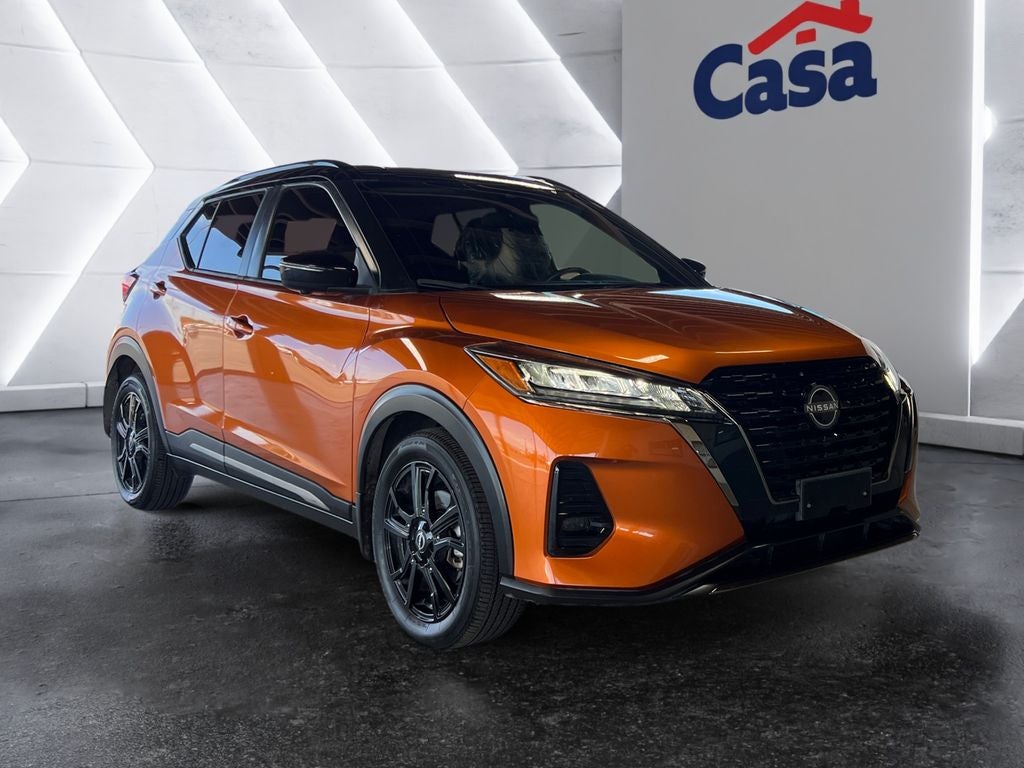 2023 Nissan Kicks SR
