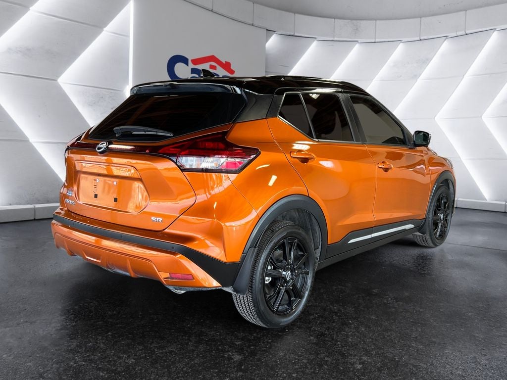 2023 Nissan Kicks SR