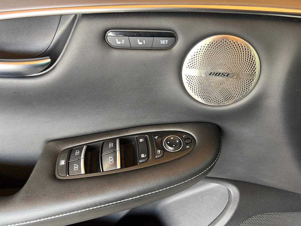 2023 INFINITI QX50 LUXE