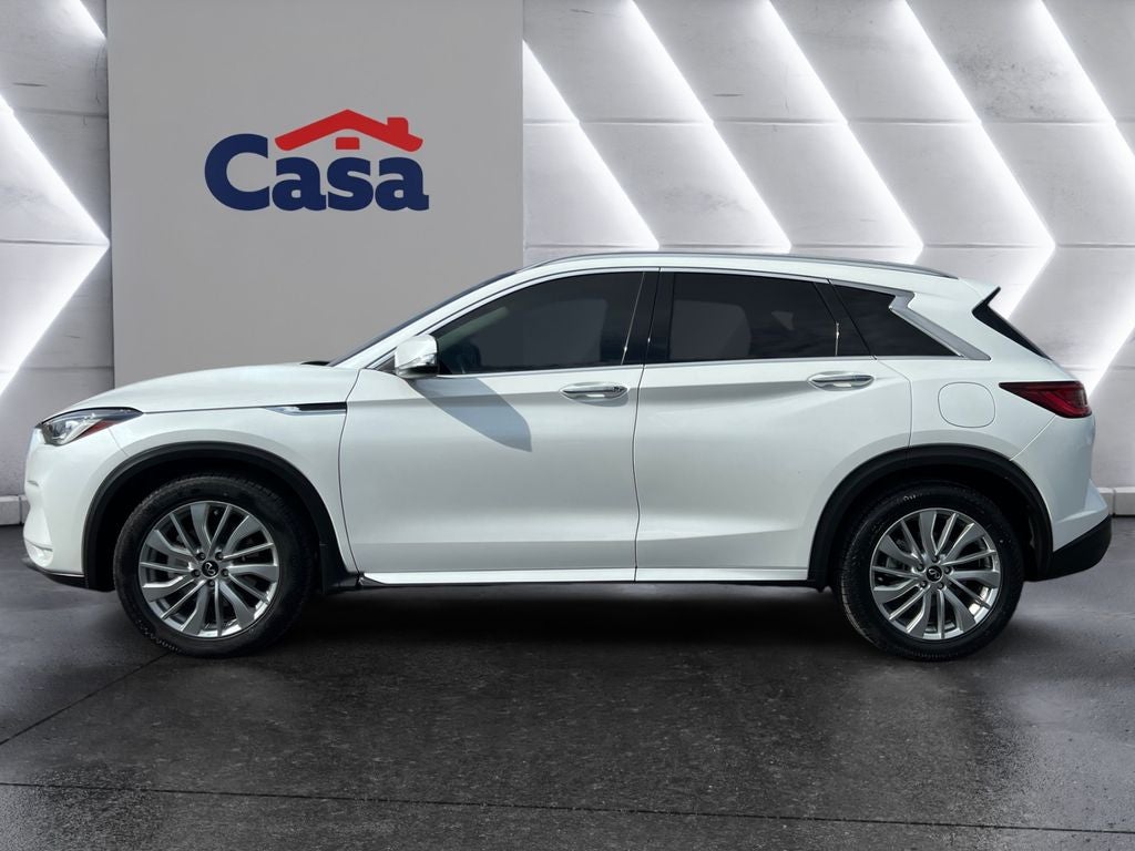 2023 INFINITI QX50 LUXE