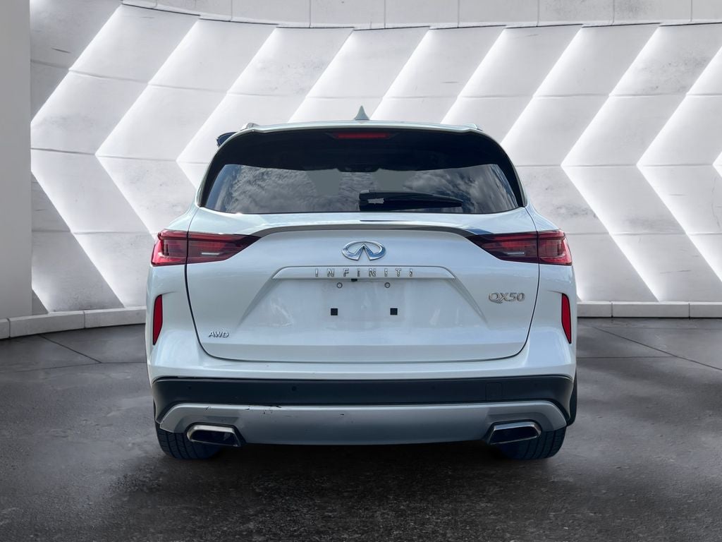 2023 INFINITI QX50 LUXE