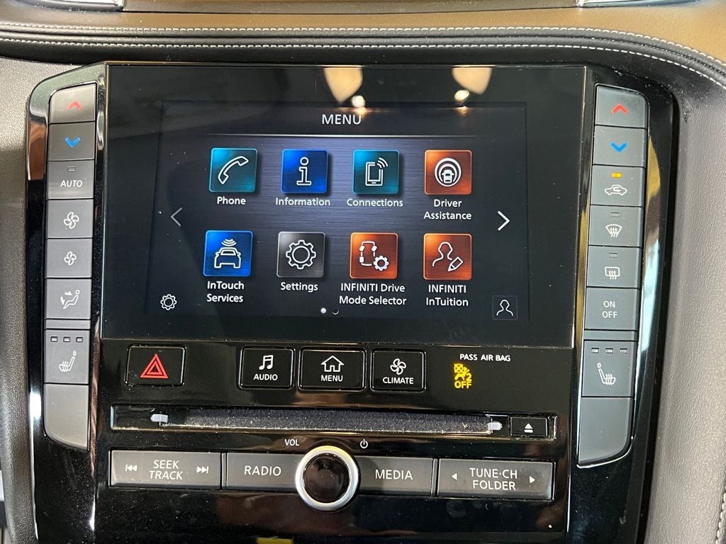 2023 INFINITI QX50 LUXE