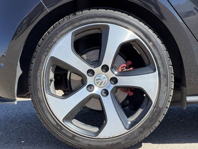 2017 Volkswagen Golf GTI S