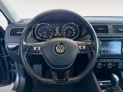 2017 Volkswagen Jetta 1.8T SEL