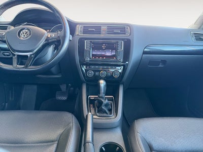 2017 Volkswagen Jetta 1.8T SEL