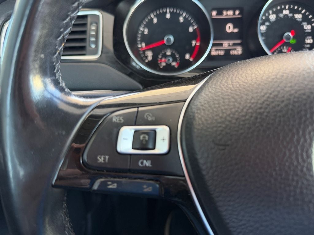 2017 Volkswagen Jetta 1.8T SEL