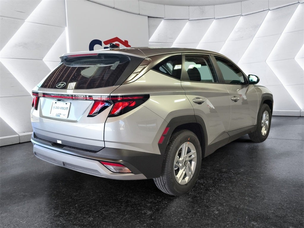 2026 Hyundai TUCSON SE FWD