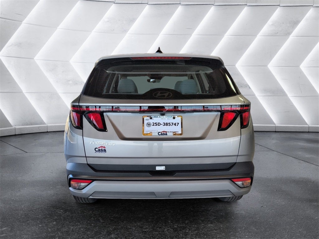 2026 Hyundai TUCSON SE FWD