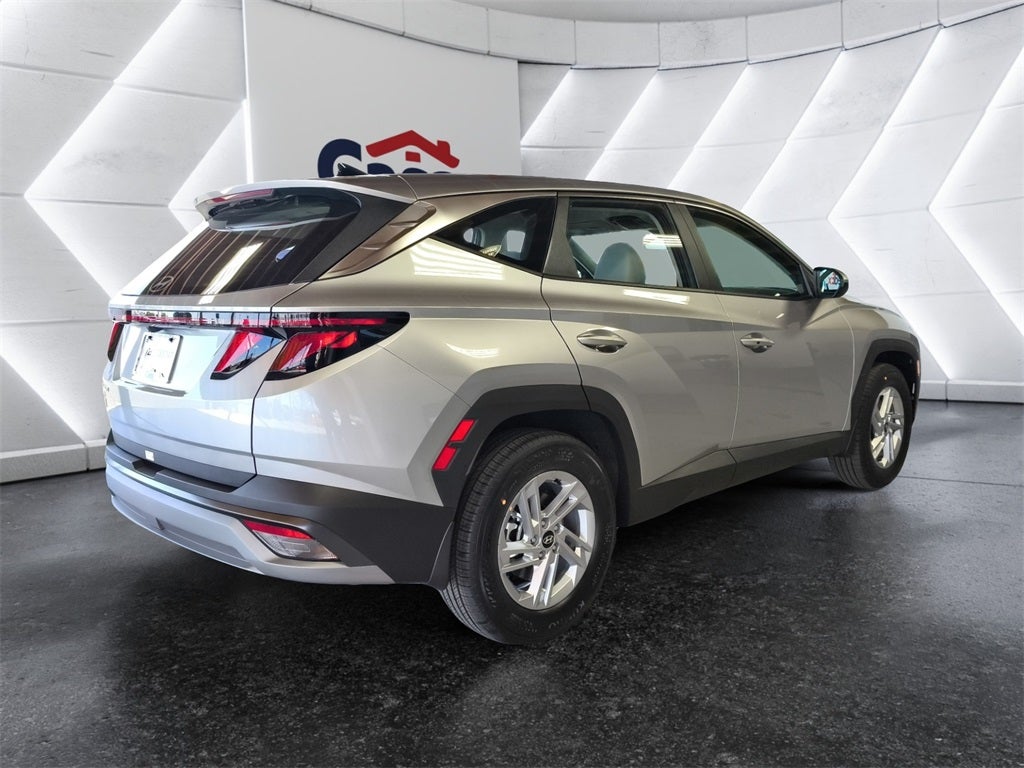 2026 Hyundai TUCSON SE FWD
