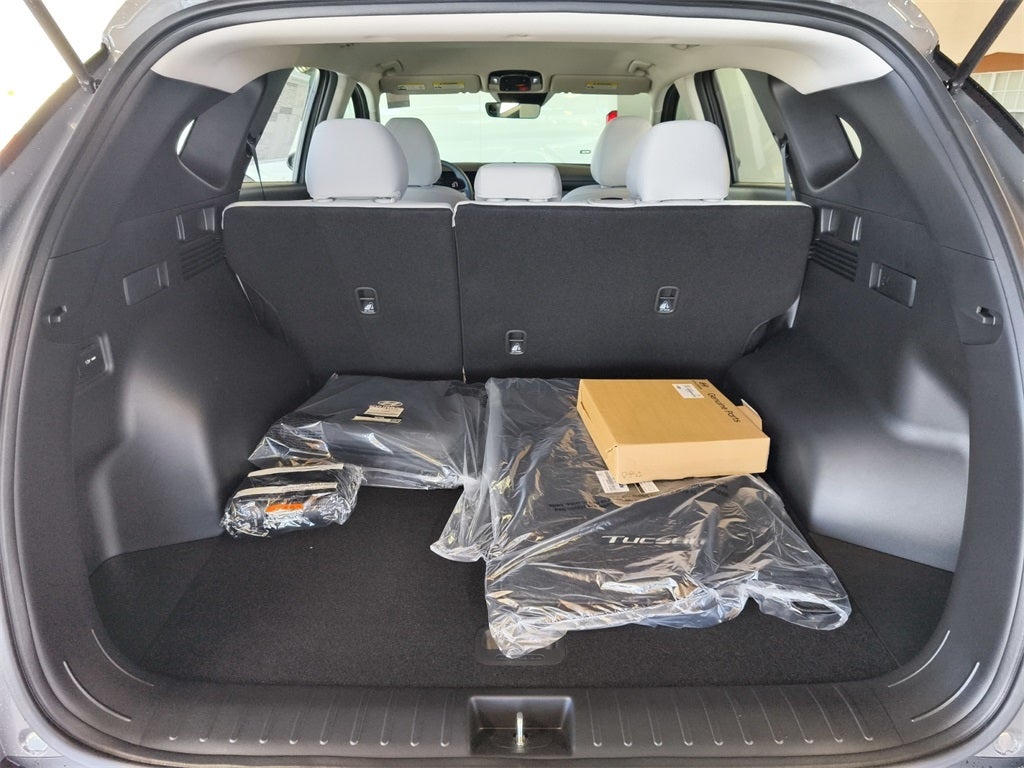 2026 Hyundai TUCSON SE FWD