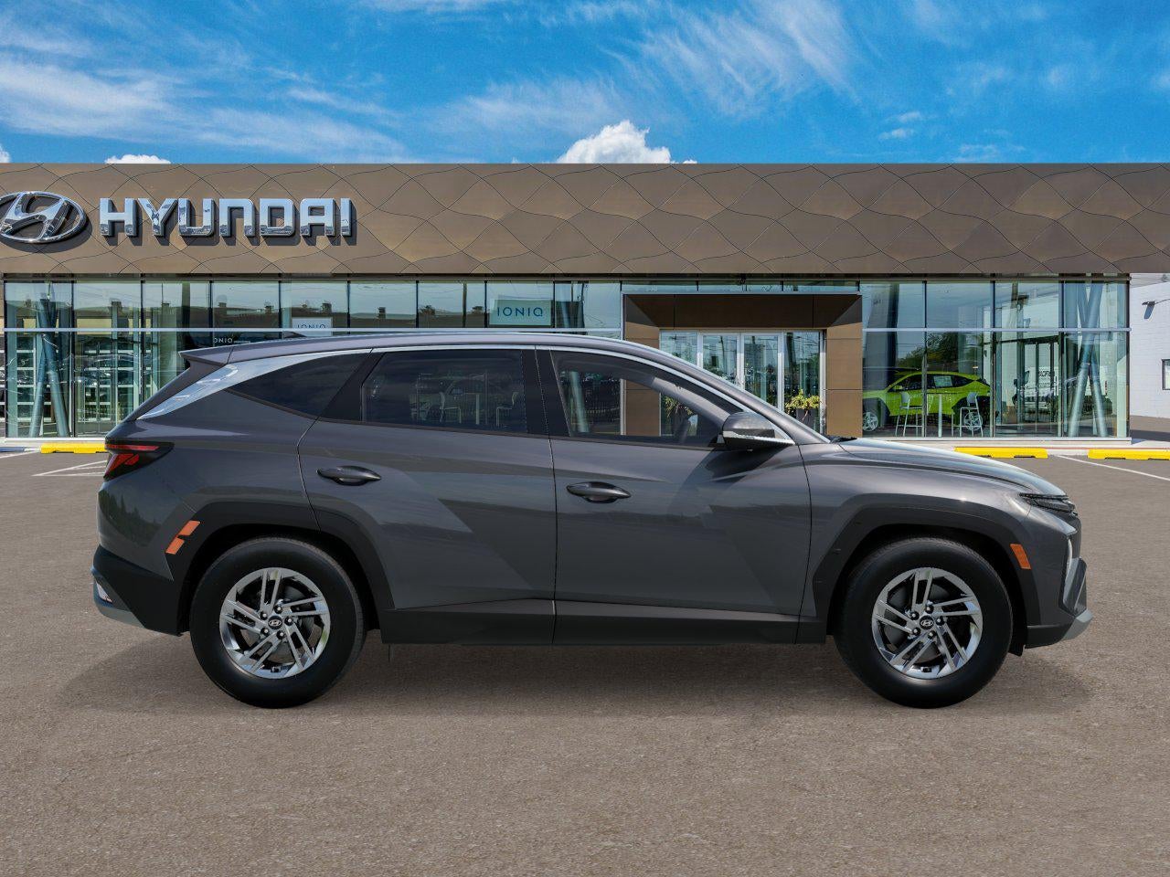 2026 Hyundai TUCSON SE FWD