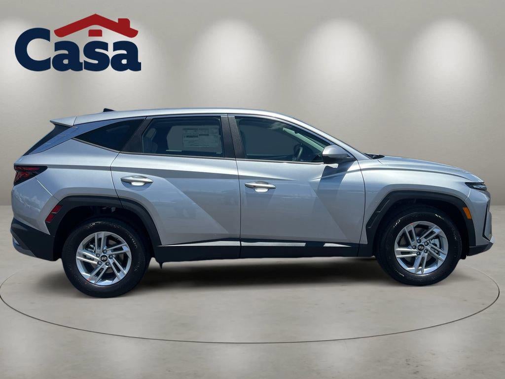 2026 Hyundai TUCSON SE FWD