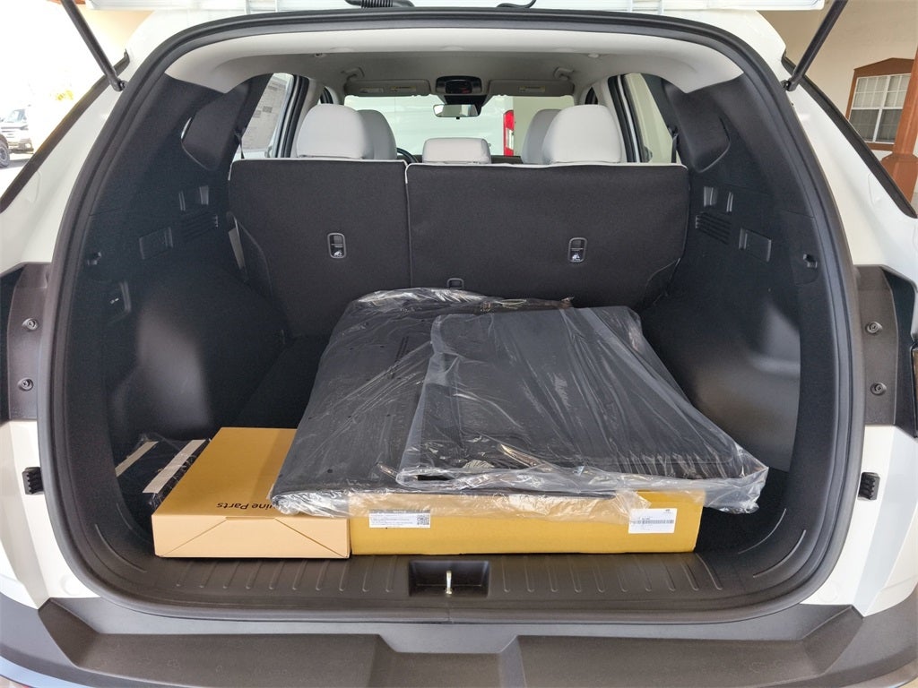 2026 Hyundai TUCSON SE FWD