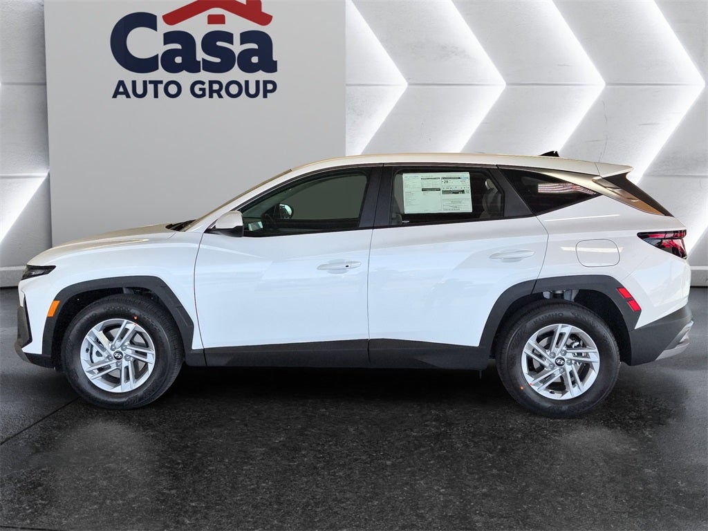 2026 Hyundai TUCSON SE FWD