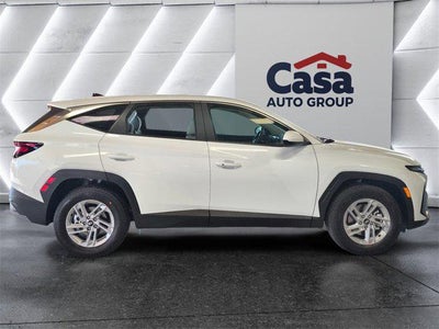 2026 Hyundai TUCSON SE FWD