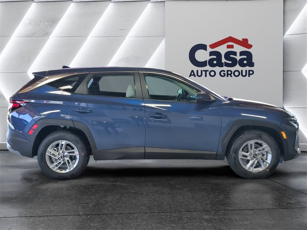 2026 Hyundai TUCSON SE FWD