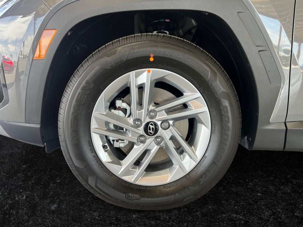 2026 Hyundai TUCSON SE FWD