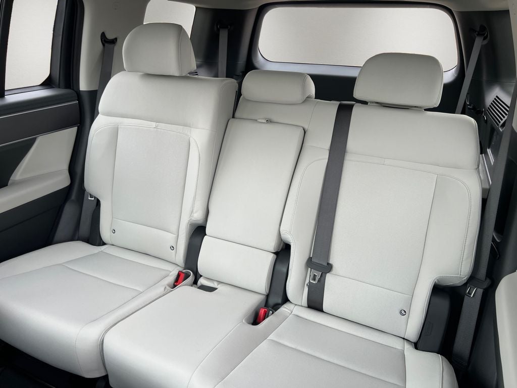 2026 Hyundai SANTA FE SE FWD