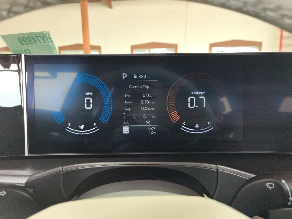 2027 Hyundai SANTA FE SE FWD