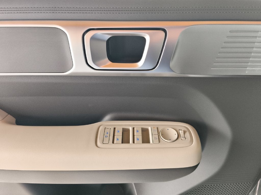 2027 Hyundai SANTA FE SE FWD