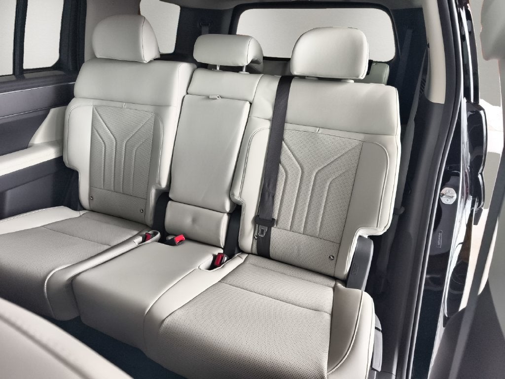 2027 Hyundai SANTA FE HYBRID SEL