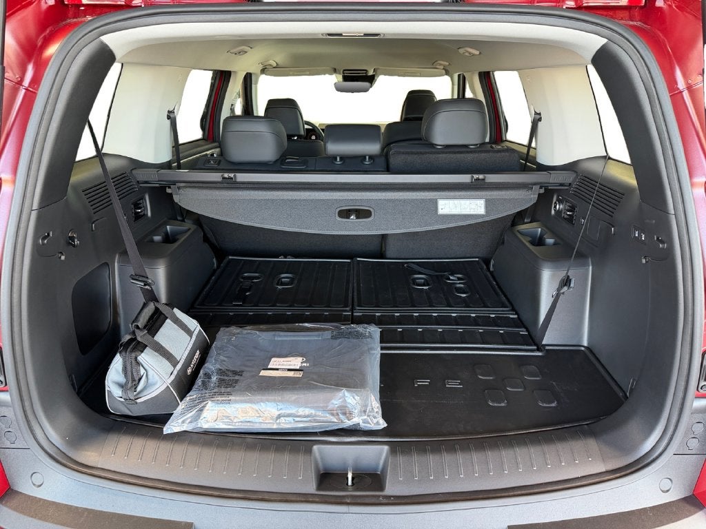 2027 Hyundai SANTA FE HYBRID SEL