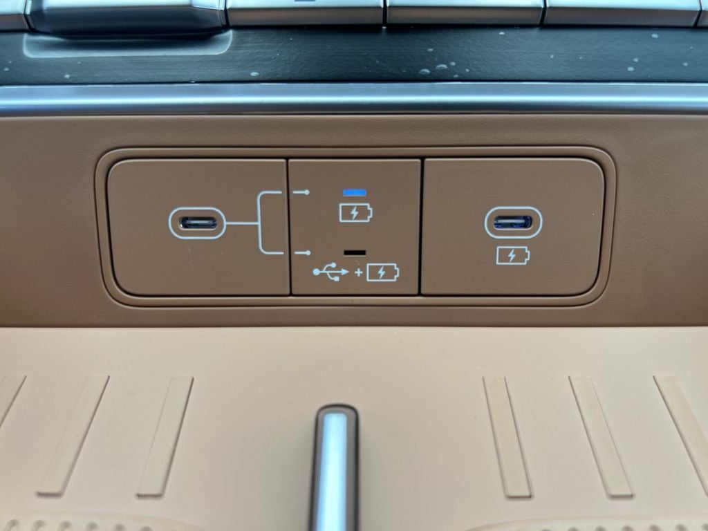 2026 Hyundai SANTA FE Calligraphy FWD