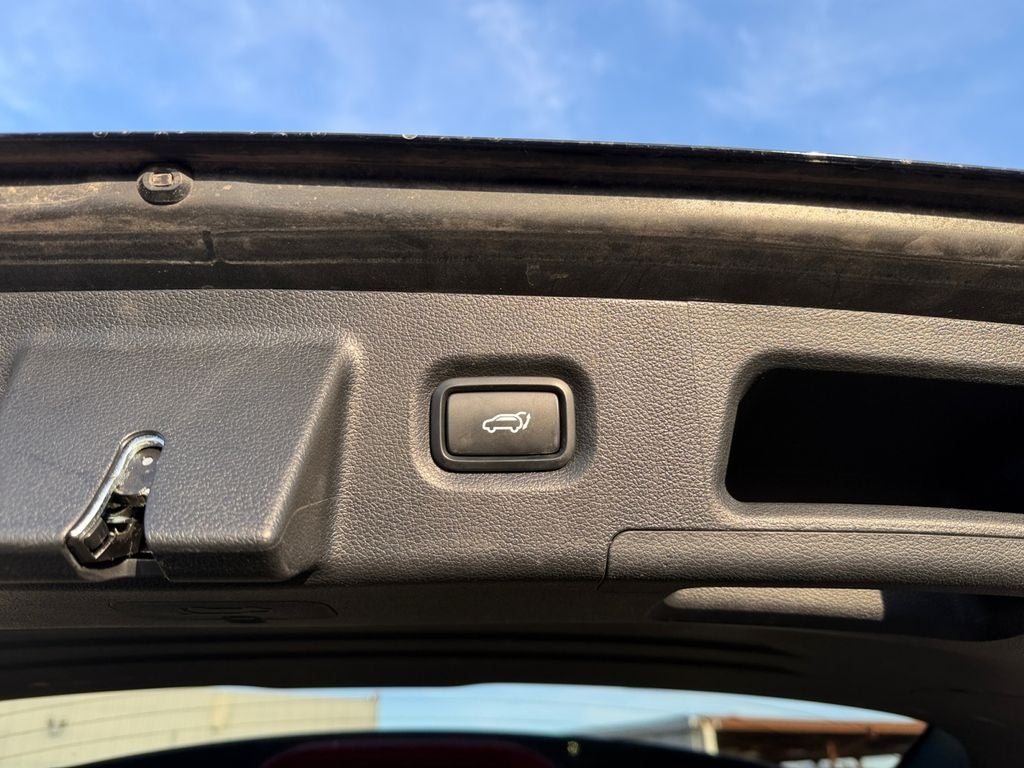 2023 Hyundai SANTA FE HYBRID SEL Premium