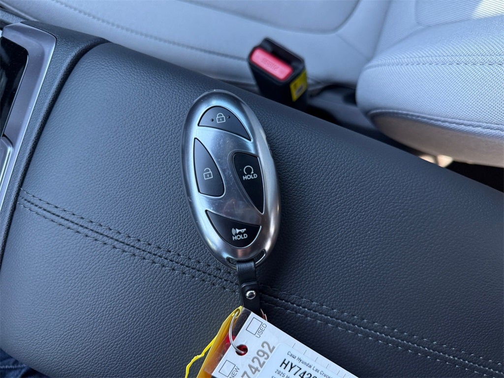 2025 Hyundai SANTA CRUZ SE FWD