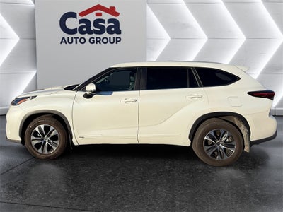 2023 Toyota Highlander Hybrid XLE