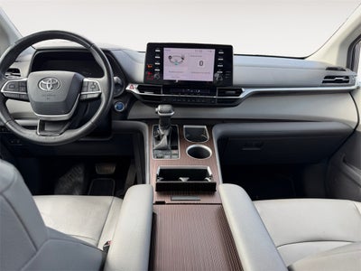 2021 Toyota Sienna XLE 7 Passenger