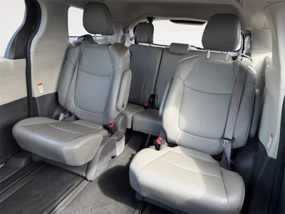 2021 Toyota Sienna XLE 7 Passenger