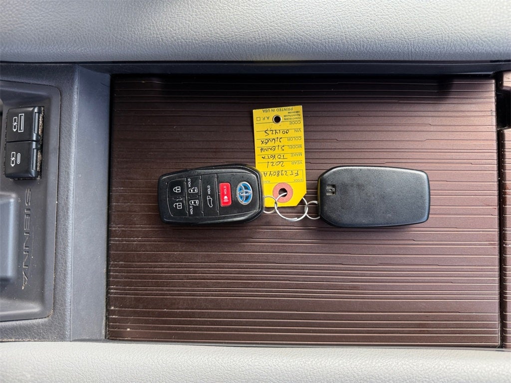 2021 Toyota Sienna XLE 7 Passenger