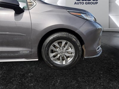 2021 Toyota Sienna XLE 7 Passenger