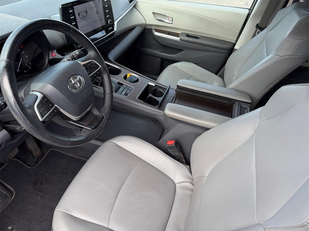 2021 Toyota Sienna XLE 7 Passenger