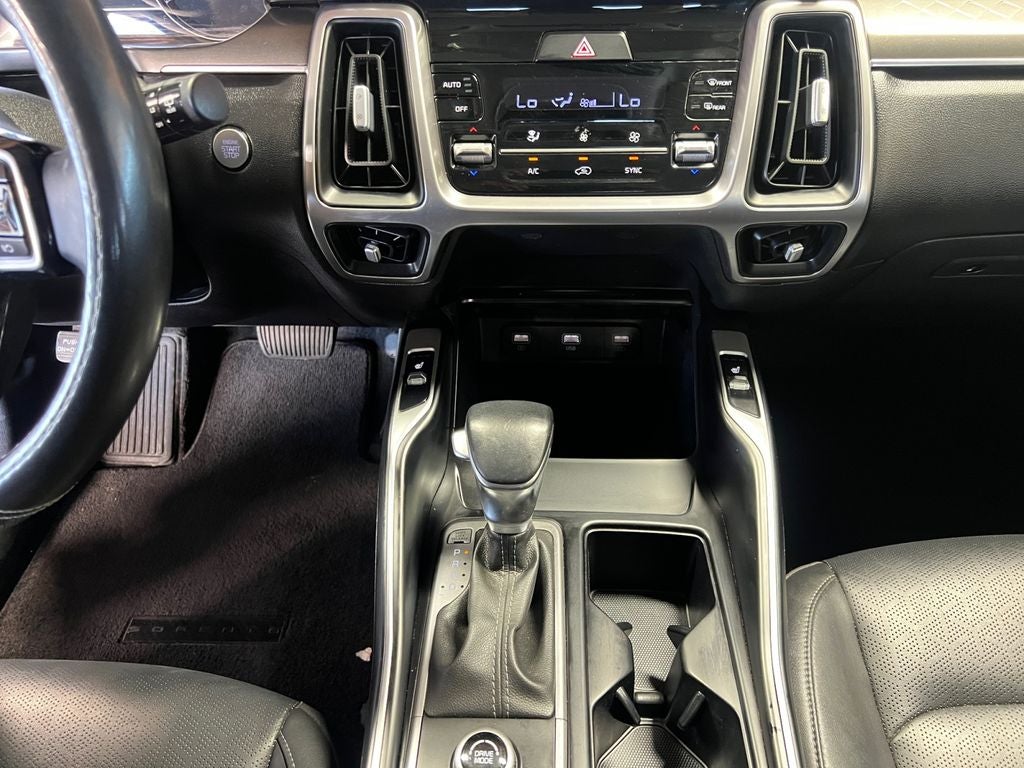 2022 Kia Sorento S