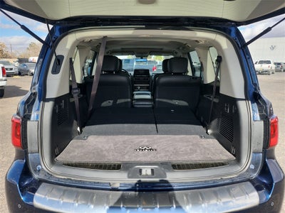 2024 INFINITI QX80 LUXE