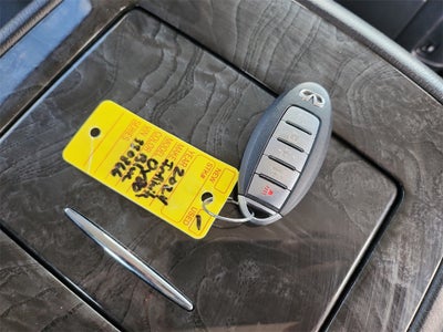 2024 INFINITI QX80 LUXE