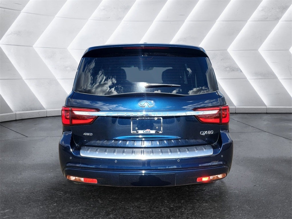 2024 INFINITI QX80 LUXE