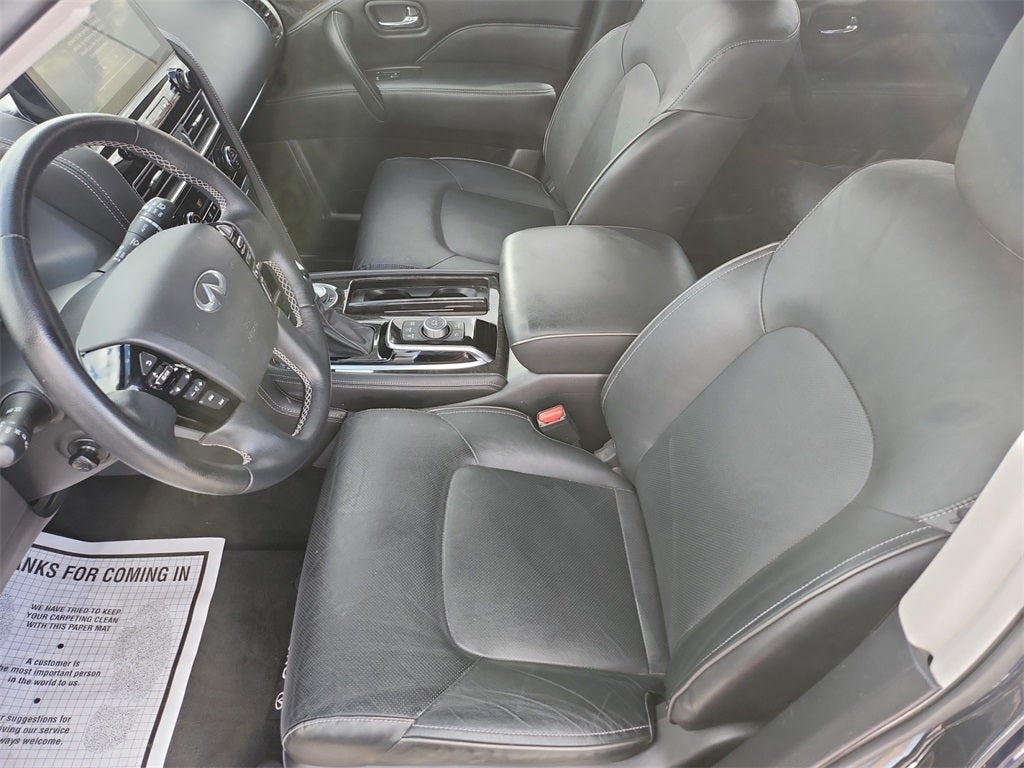 2024 INFINITI QX80 LUXE