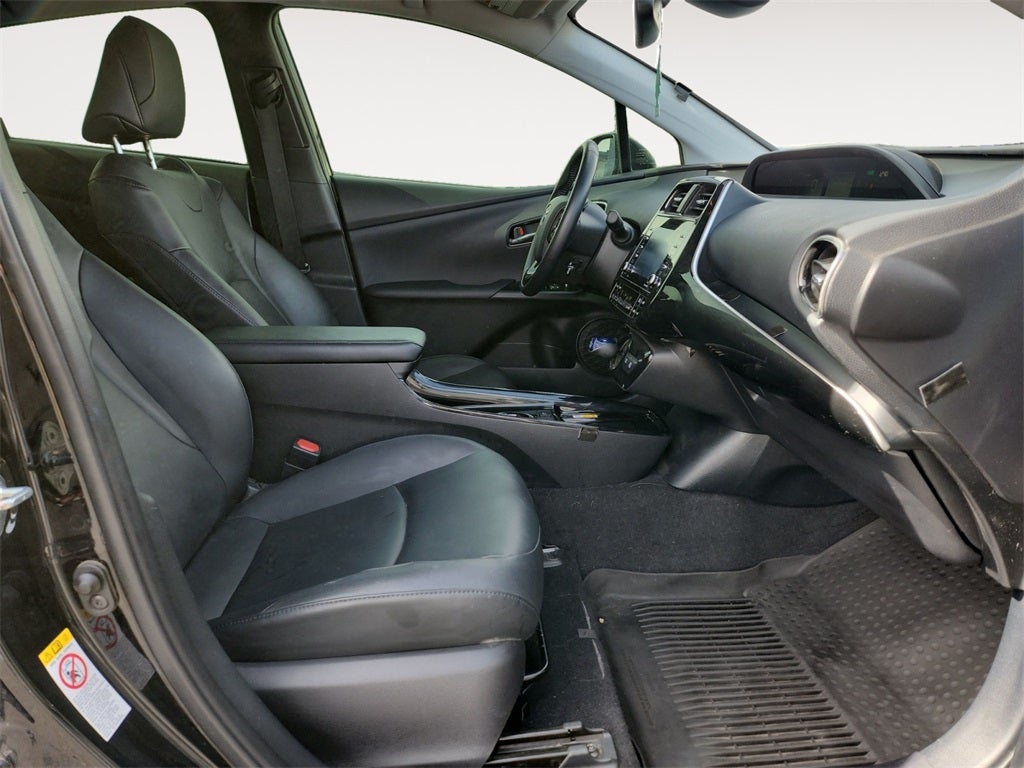 2022 Toyota Prius XLE