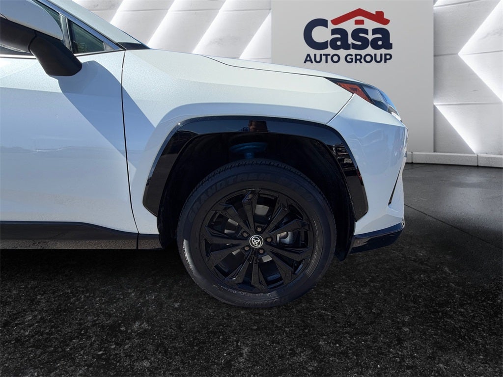 2022 Toyota RAV4 Hybrid SE