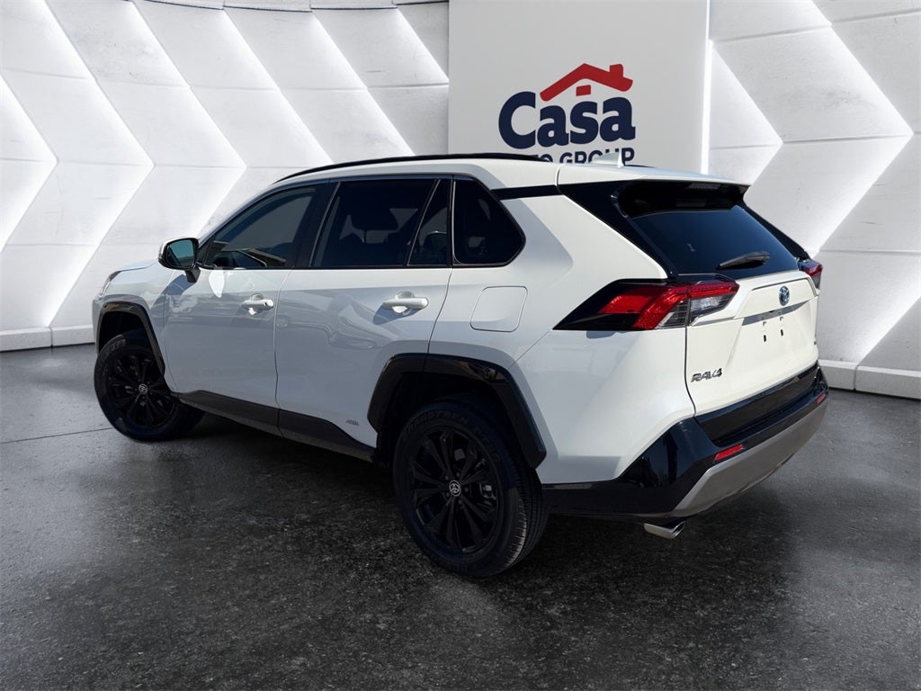 2022 Toyota RAV4 Hybrid SE